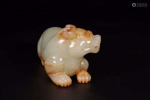 A Chinese He Tian Jade Beast Ornament