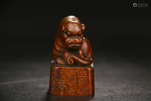 A CHINESE BEAST CARVED BAMBOO SEAL