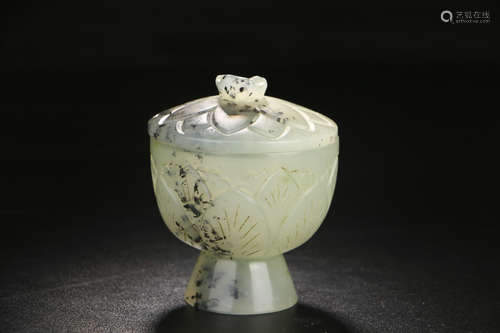 A CHINESE CARVED JADE STANDING CUP