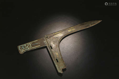 A CHINESE COPPER PADDING GOLD AND SILVER PLATING WEAPON