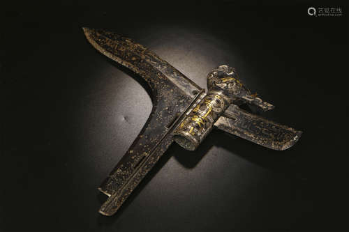 A CHINESE COPPER PADDING GOLD AND SILVER PLATING WEAPON