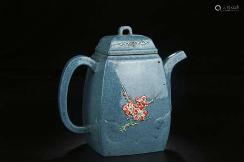 A CHINESE GLAZED FLORAL PURPLE SANDS SQUARE TEAPOT