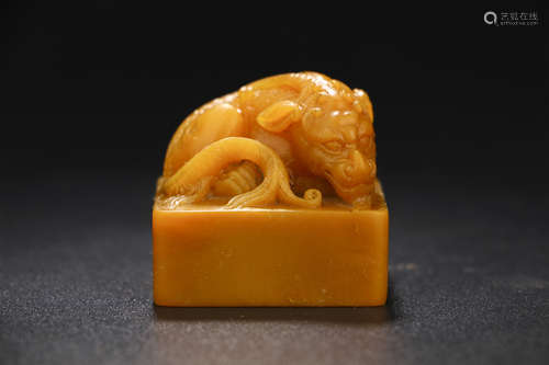 A CHINESE BEAST CARVED TIANHUANG STONE SEAL