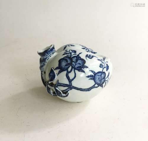 BLUE AND WHITE PEACH SHAPED VASE