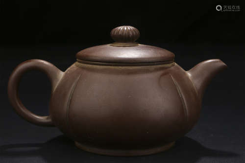 A CHINESE PURPLE SAND TEAPOT, SHAO YOULAN MARK