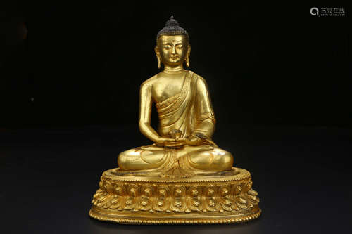 A CHINESE GILDED BRONZE STATUE OF SAKYAMUNI