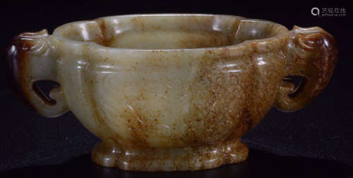 A HETIAN JADE CUP CARVED WITH BEAST PATTERN