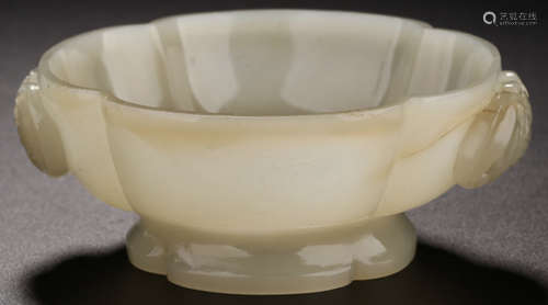 A HETIAN JADE BRUSH WASHER CARVED WITH FLOWER