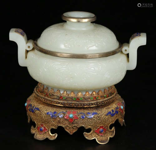 A HETIAN JADE CARVED CENSER WITH GILT SILVER&GEM