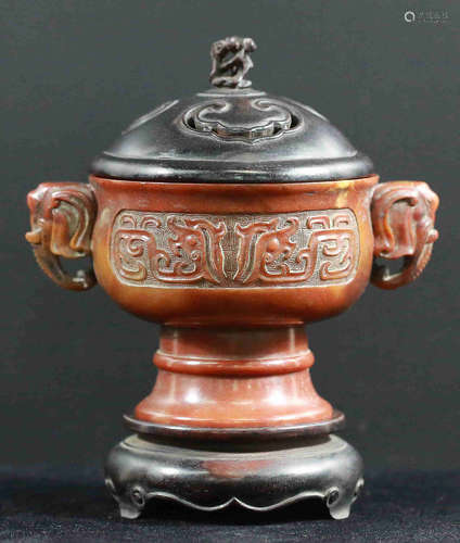 A SOAPSTONE CENSER CARVED WITH DRAGON PATTERN