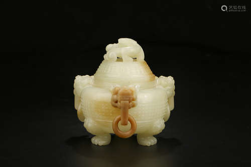 A CHINESE CARVED HETIAN JADE THREE-LEGGED INCENSE BURNER