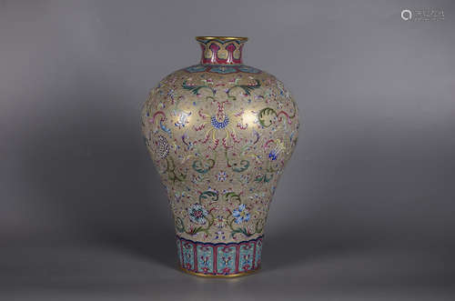 A CHINESE TWINE PATTERN PORCELAIN PLUM VASE