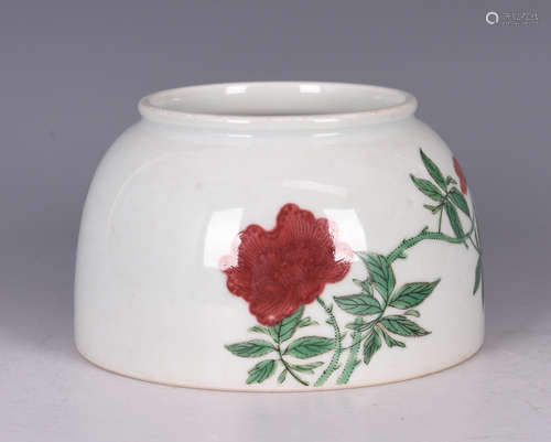 WUCAI UNDERGLAZED RED 'FLOWERS' JAR, ZUN