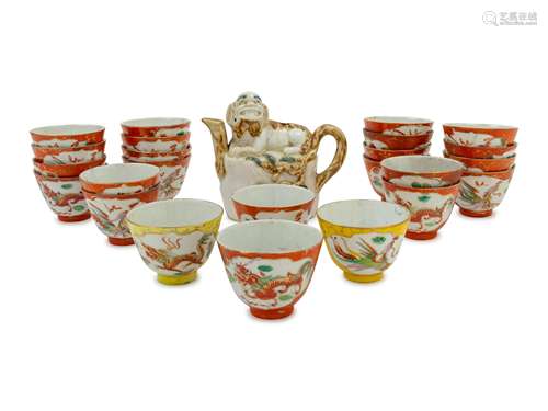 Twenty-Five Chinese Porcelain Tea Wares Height 5 in.,13