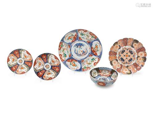 Five Japanese Imari Porcelain Articles Diameter of