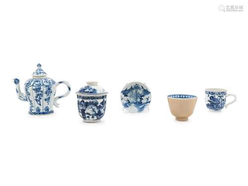 Five Chinese Export Blue and White Porcelain Wares