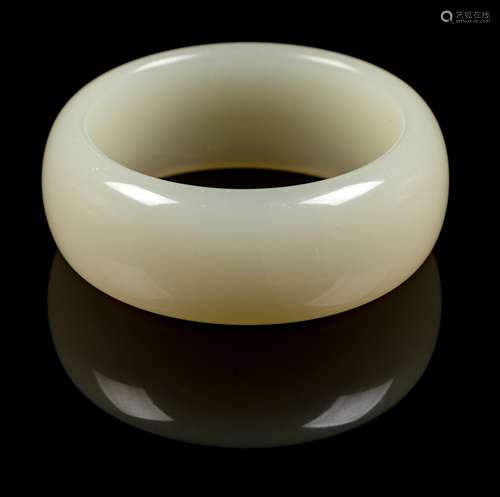 A Chinese White Hardstone Bangle Interior: 6 diam