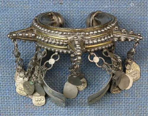 Tunesia, hollow silver anklet and silver bracelt. Egypt, silver alloy braclet. Yemen, headband the