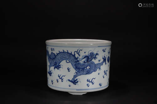 Qing dynasty blue-and-white incense burner with dragon pattern