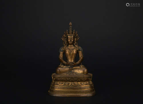 Qing dynasty gilt bronze statue of the Buddha of Immeasurable Life