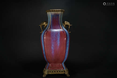 Qing dynasty transmutation glaze vase