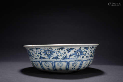 Ming dynasty blue and white bowl with flowers pattern