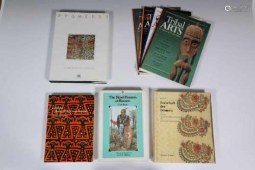Four book; Günther Hartmann, Volkskunst der Cuna Panama, German, Farris Thompson and Bahuchet,