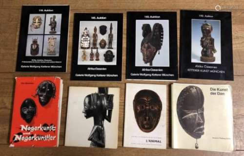 Lot publications on Tribal art, [ds] 0