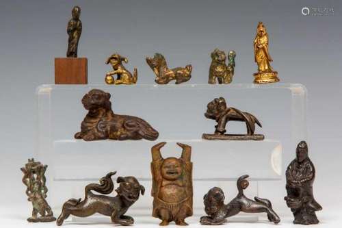 China, diverse bronzen en metalen dierfiguren,o.a. Kylins Herkomst: Collectie Cserno, Amsterdam,