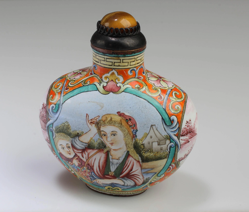 Chinese Cloisonne Snuff Bottle