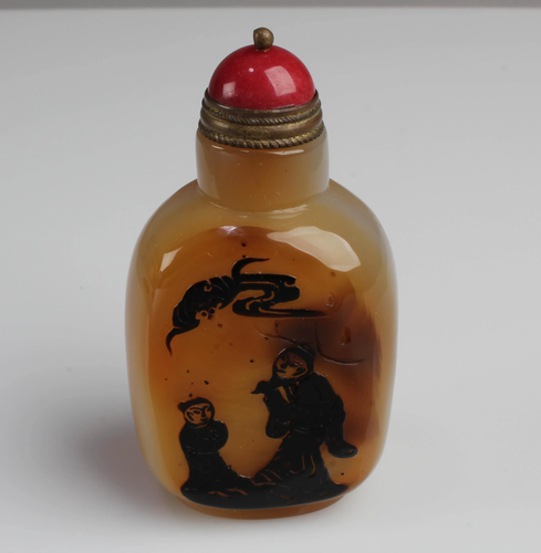 Chinese Agate Snuff Bottle