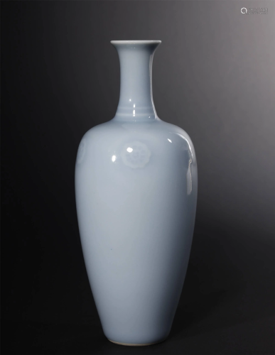 Qing Dynasty, Light Blue Vase
