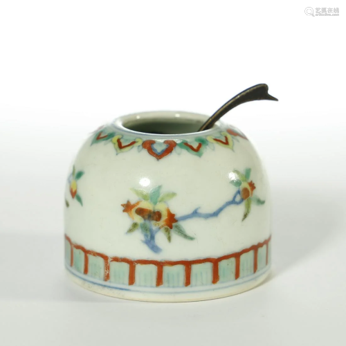 Qing Dynasty, Doucai Waterpot