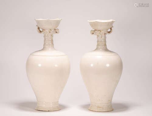 A Pair of White Porcelain Vese from Liao