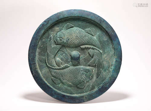 Bronze Mirror with two fish Grain from Jin