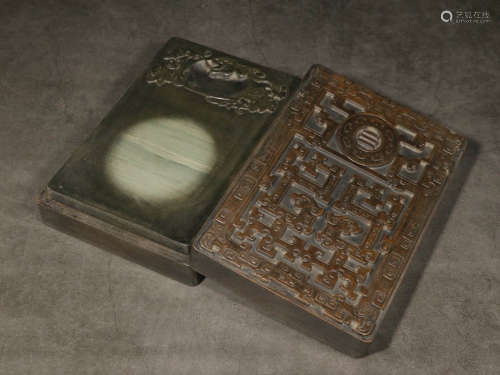 A DUAN STONE INK SLAB WITH DRAGON