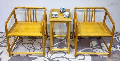 SET OF GOLD WOOD TABLE&CHAIR