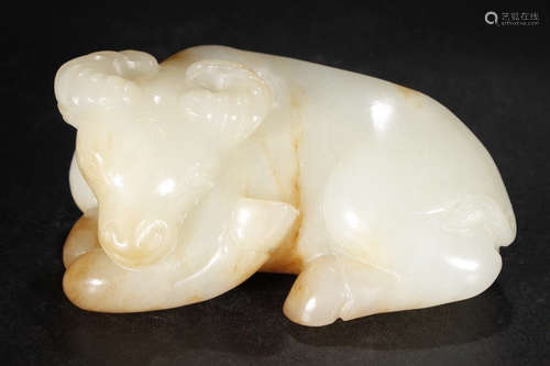 A HETIAN JADE COW ORNAMENT