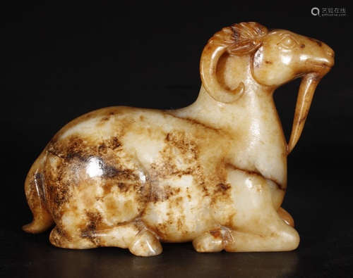 A HETIAN JADE SHEEP ORNAMENT