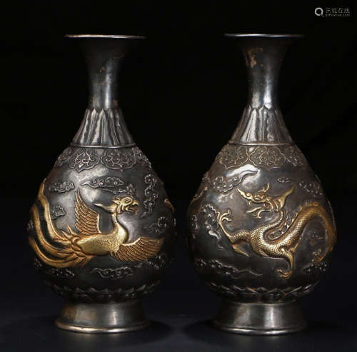 PAIR OF GILT SILVER VASE WITH DRAGON&PHOENIX PATTERN