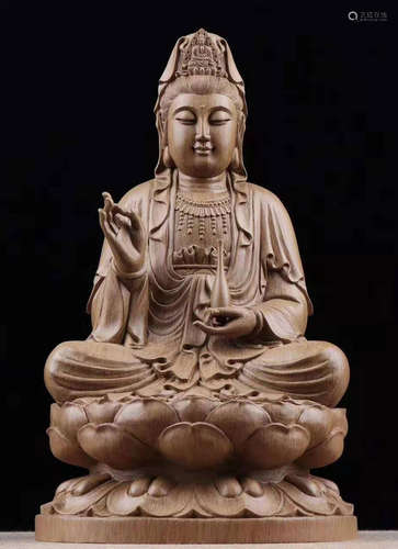 A CHENXIANG WOOD CARVED GUANYIN BUDDHA