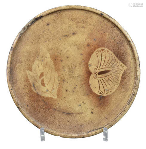 A Japanese Seto Ware Andon-Zara Dish with Fukizumi Design– Edo Period