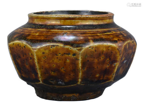 A Korean Joseon (18th / 19th Century) Faceted Jar / Honey Pot