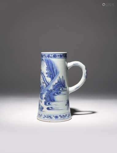 A LARGE CHINESE BLUE AND WHITE MUG TRANSITIONAL C.1640 The tall body gently tapering towards the