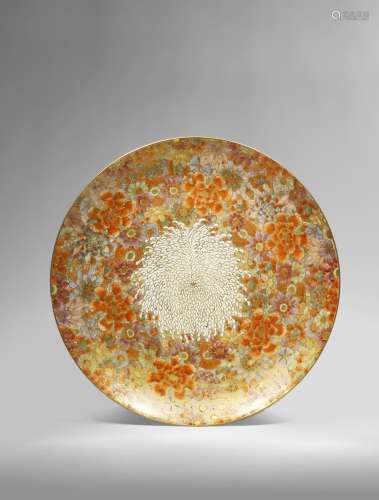A LARGE JAPANESE SATSUMA DISH BY SHOZAN MEIJI PERIOD, LATE 19TH OR EARLY 20TH CENTURY Richly