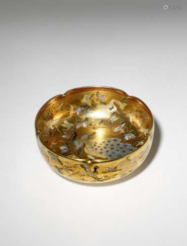 A JAPANESE SATSUMA BOWL BY SENZAN MEIJI PERIOD, 20TH CENTURY The lobed body richly decorated with