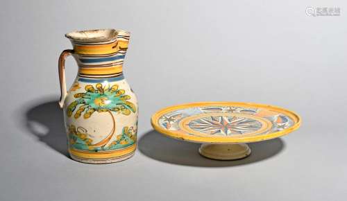 An Italian maiolica tazza, 18th/19th century, possibly Deruta, painted in blue, yellow and ochre