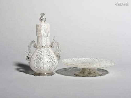 A façon de Venise glass flacon and cover and matching tazza, 17th/18th century, the flacon of pear-