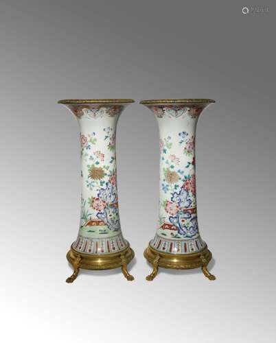 A PAIR OF LARGE CHINESE FAMILLE ROSE ORMOLU-MOUNTED VASES THE PORCELAIN 18TH CENTURY, THE MOUNTS