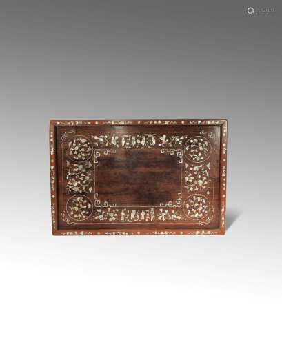 A CHINESE MOTHER OF PEARL INLAID HARDWOOD TRAY 19TH CENTURY Finely inlaid with butterflies and birds
